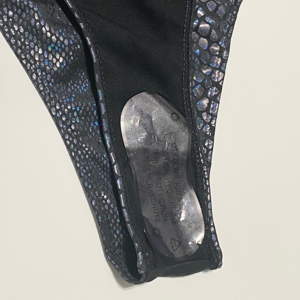 NWOT Metallic Black Snakeskin Cutout Swimsuit - Picture 11 of 12